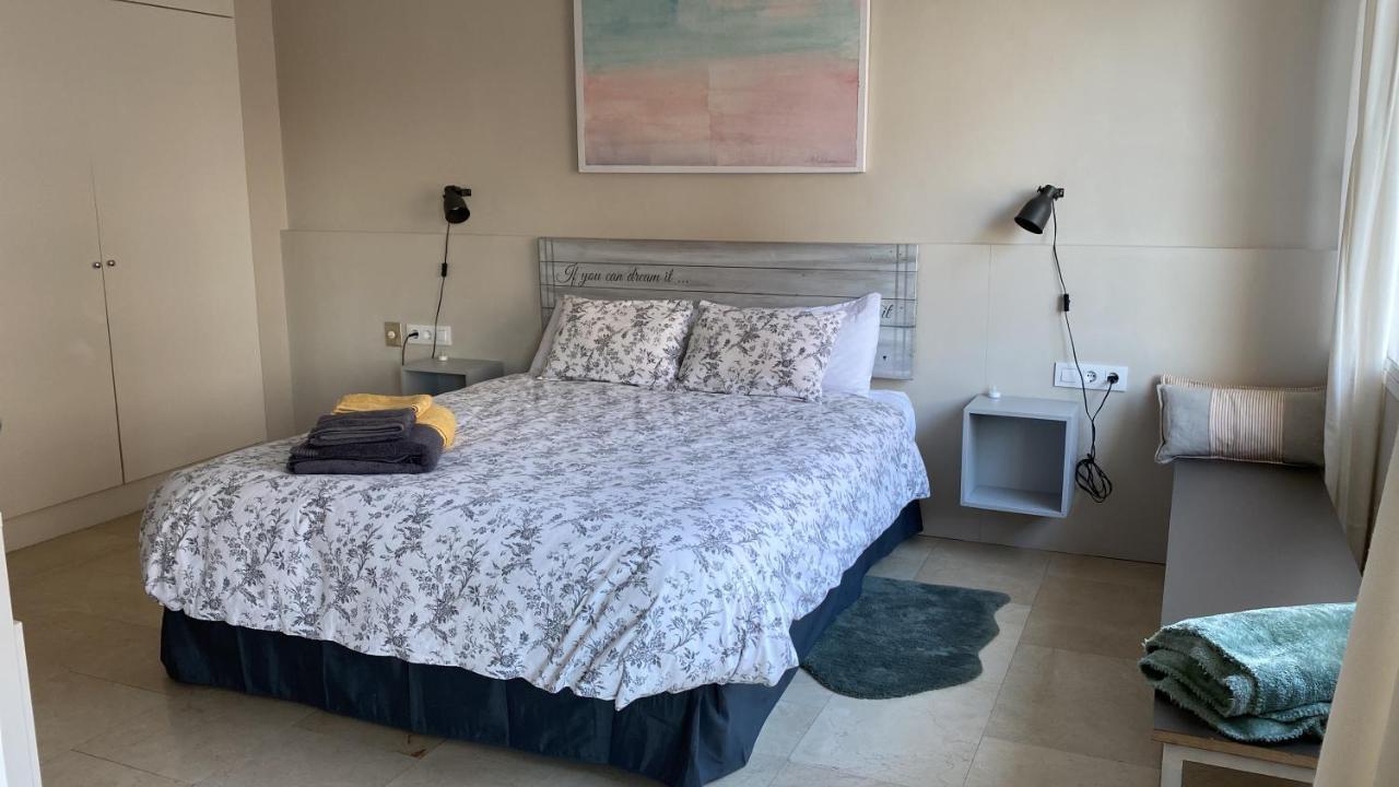 Precioso Y Tranquilo Apartamento Zona Alta Diagonal Barcelona Bagian luar foto