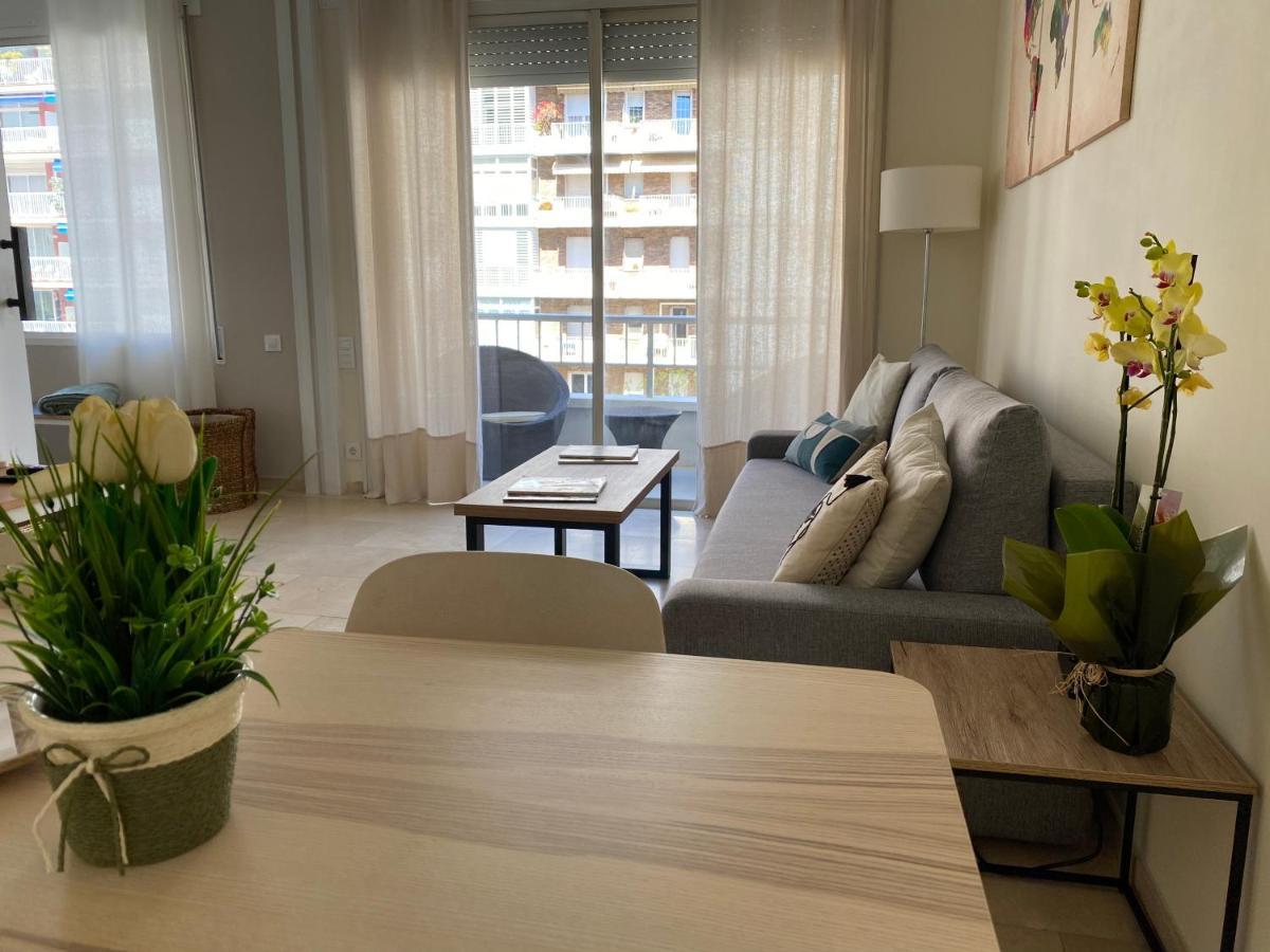 Precioso Y Tranquilo Apartamento Zona Alta Diagonal Barcelona Bagian luar foto