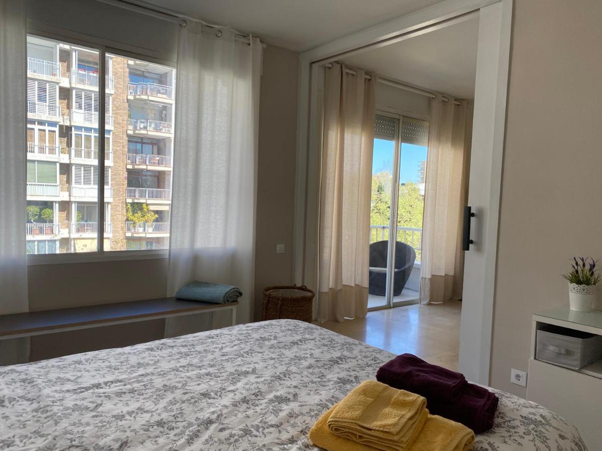 Precioso Y Tranquilo Apartamento Zona Alta Diagonal Barcelona Bagian luar foto